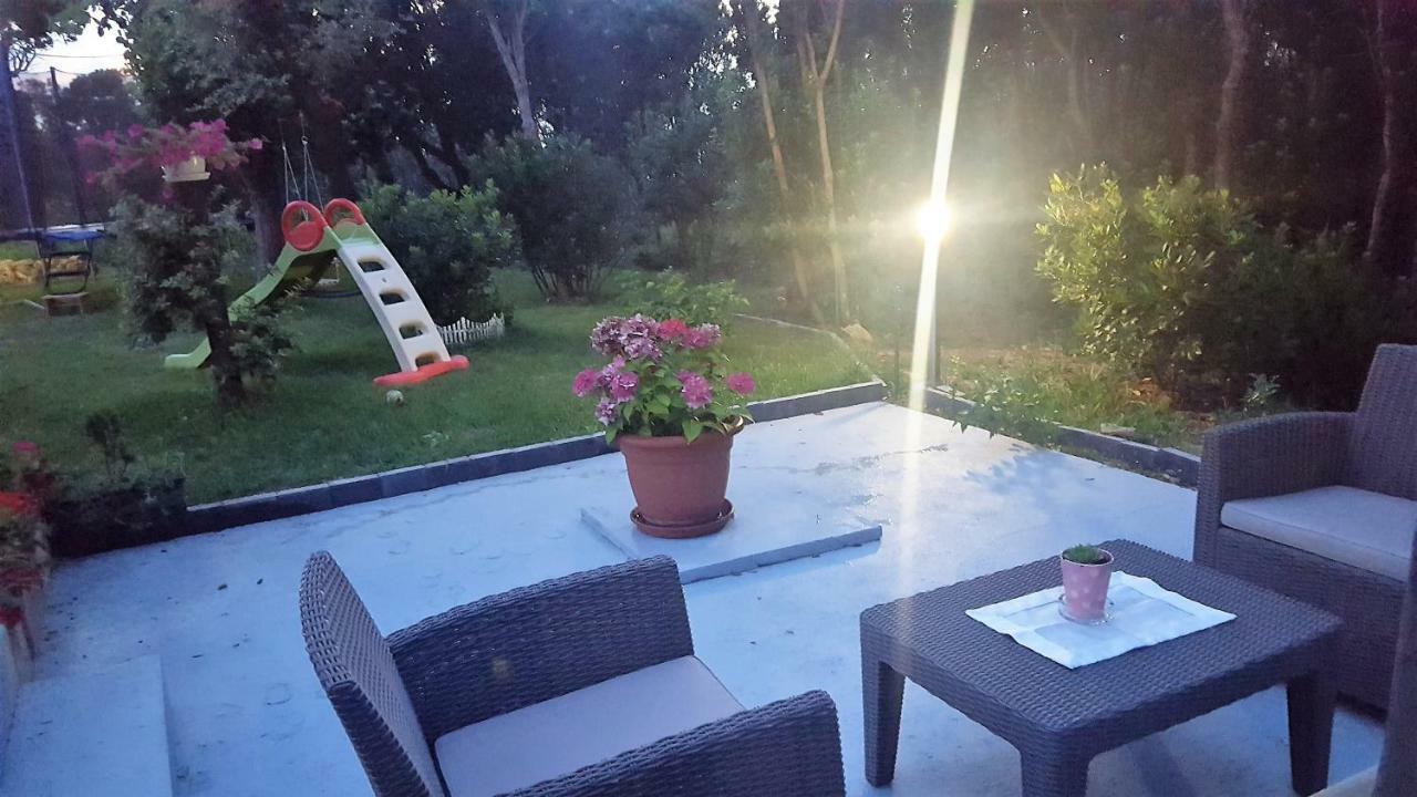 Apartmani "Sandro" Gonar Rab Town Eksteriør bilde