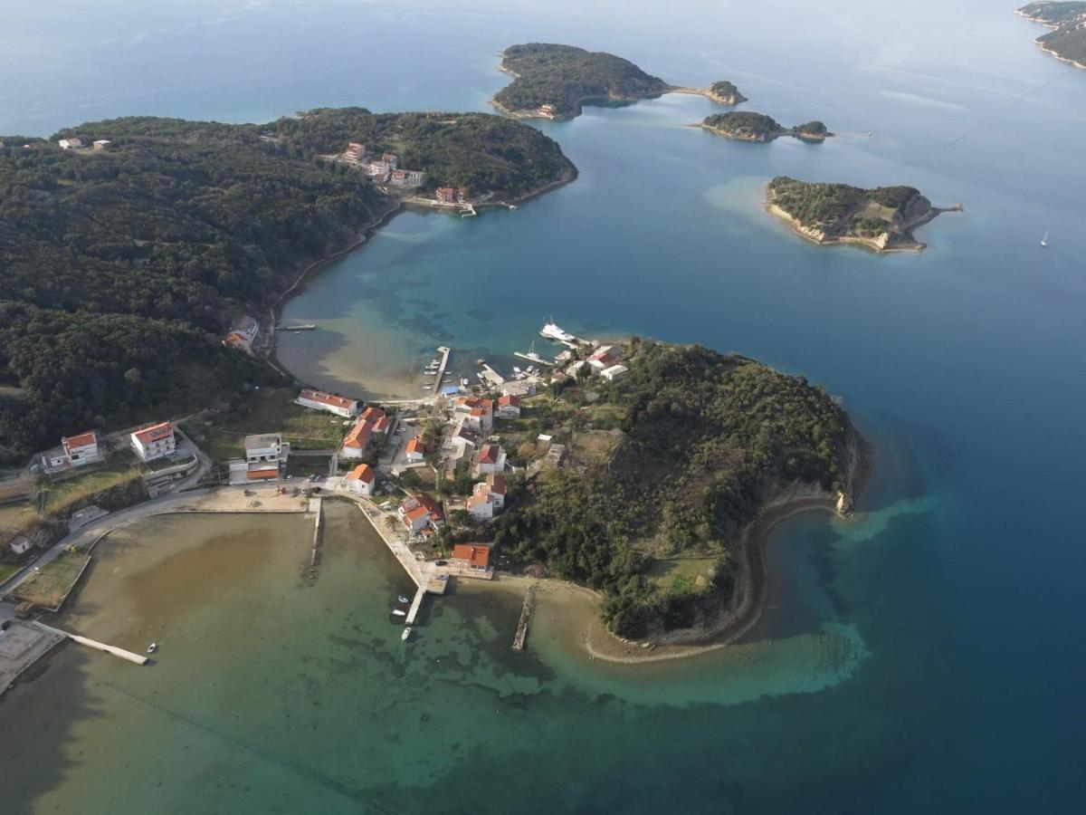 Apartmani "Sandro" Gonar Rab Town Eksteriør bilde